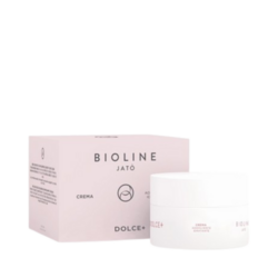 DOLCE+ Cream Soothing Moisturizing on white background